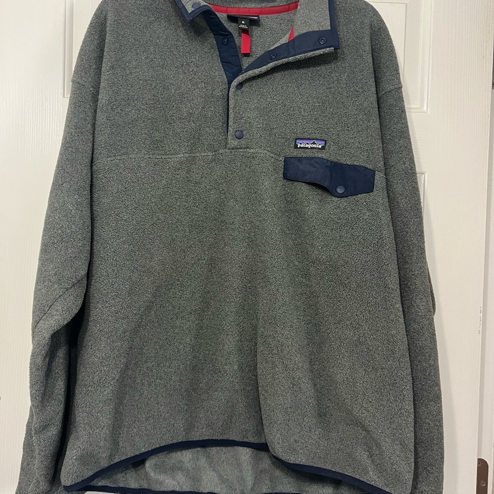 Patagonia Gray and Navy Synchilla Fleece